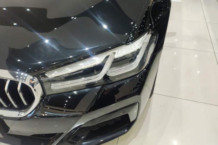 Used BMW 5 Series New Energy 2022 Second Facelift 535Le M Sport Package Left Front Headlight