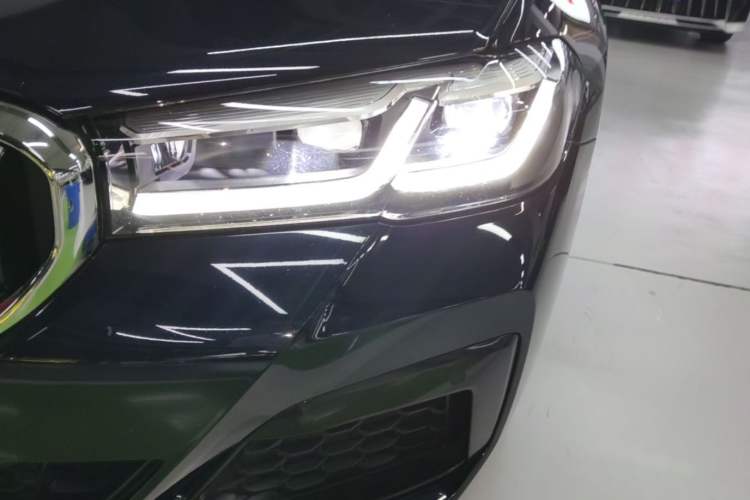 Used BMW 5 Series New Energy 2022 Restyled 535Le M Sport Package Left Front Headlight
