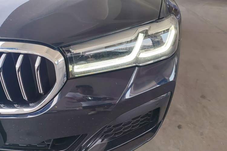Used BMW 5 Series New Energy 2022 Restyled 535Le M Sport Package Left Front Headlight