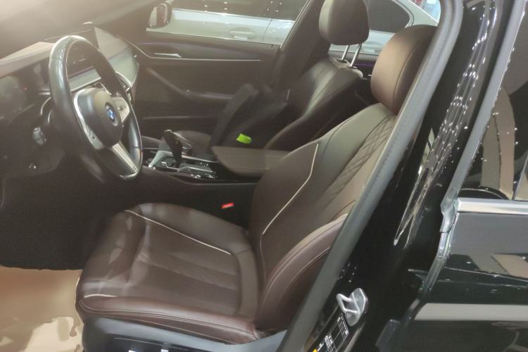 Used BMW 5 Series New Energy 2022 Second Facelift 535Le M Sport Package Left Front Seat