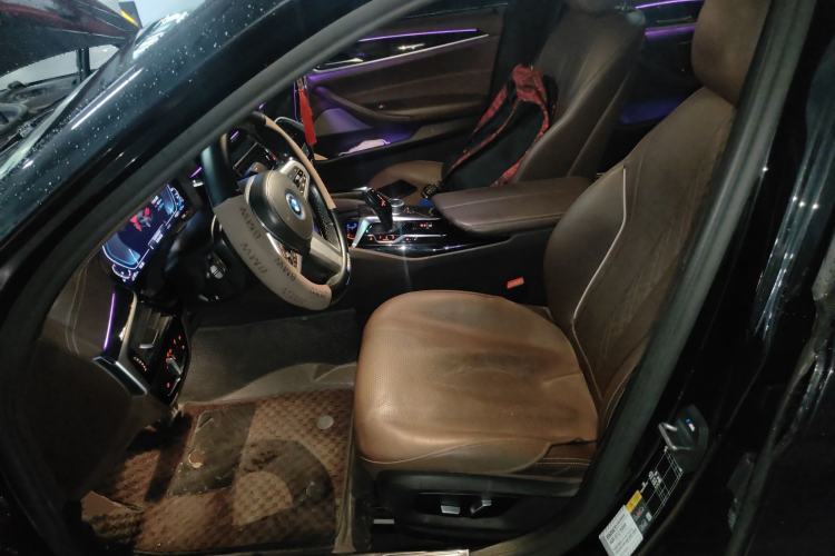 Used BMW 5 Series New Energy 2022 535Le M Sport Package Left Front Seat