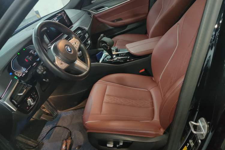 Used BMW 5 Series New Energy 2022 Second Facelift 535Le M Sport Package Left Front Seat