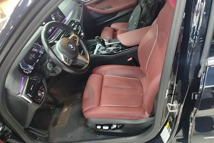 Used BMW 5 Series New Energy 2022 535Le Pioneer Edition M Sport Package Left Front Seat