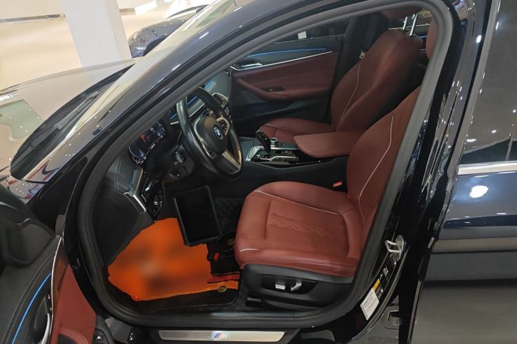 Used BMW 5 Series New Energy 2022 Restyled 535Le M Sport Package Left Front Seat