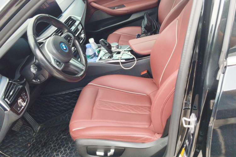 Used BMW 5 Series New Energy 2022 Restyled 535Le M Sport Package Left Front Seat