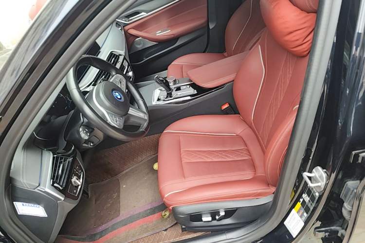 Used BMW 5 Series New Energy 2022 Second Facelift 535Le M Sport Package Left Front Seat