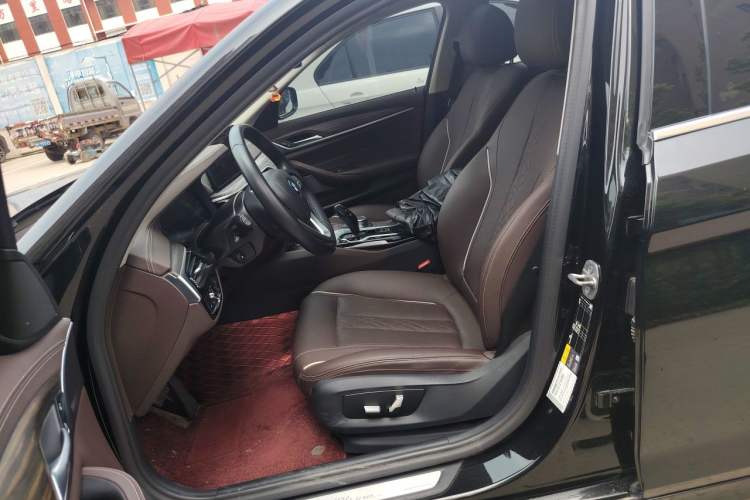 Used BMW 5 Series New Energy 2022 Updated Version 535Le Luxury Package Left Front Seat