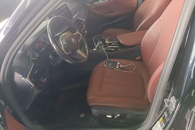 Used BMW 5 Series New Energy 2022 Restyled 535Le M Sport Package Left Front Seat
