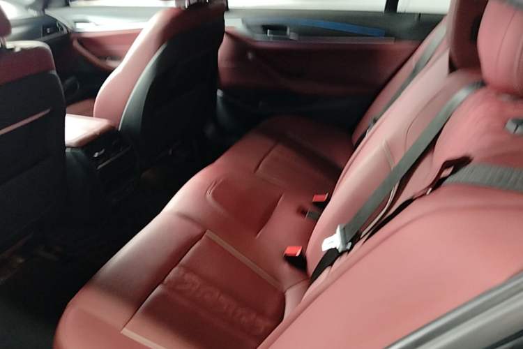 Used BMW 5 Series New Energy 2022 Restyled 535Le M Sport Package Left Rear Seat
