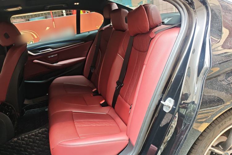 Used BMW 5 Series New Energy 2022 Restyled 535Le M Sport Package Left Rear Seat