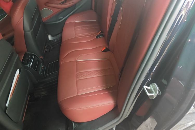 Used BMW 5 Series New Energy 2022 535Le Pioneer Edition M Sport Package Left Rear Seat