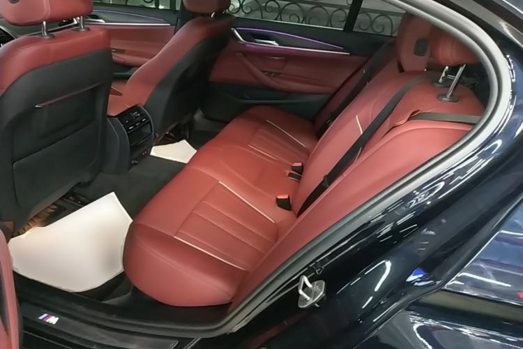 Used BMW 5 Series New Energy 2022 535Le M Sport Package Left Rear Seat