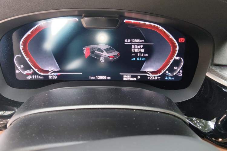 Used BMW 5 Series New Energy 2022 Second Facelift 535Le Pioneer Edition M Sport Package Odometer Close Up