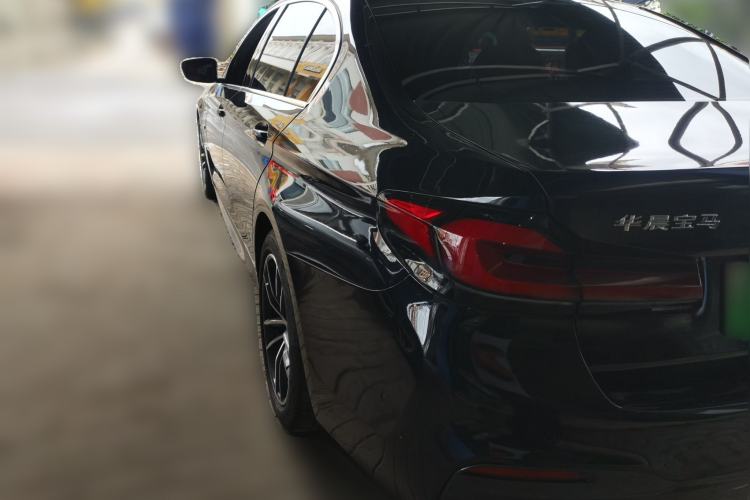 Used BMW 5 Series New Energy 2022 Second Facelift 535Le M Sport Package Rear Left 45 Deg