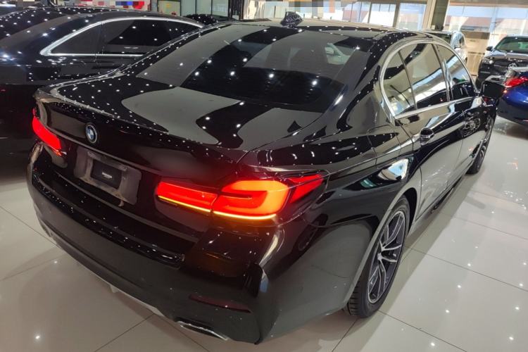 Used BMW 5 Series New Energy 2022 Second Facelift 535Le M Sport Package Rear Right 45 Deg