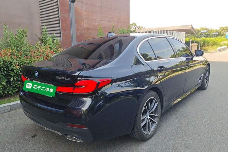 Used BMW 5 Series New Energy 2022 Restyled 535Le Pioneer Edition M Sport Package Rear Right 45 Deg