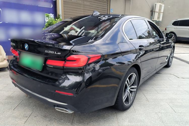 Used BMW 5 Series New Energy 2022 Updated Version 535Le Luxury Package Rear Right 45 Deg