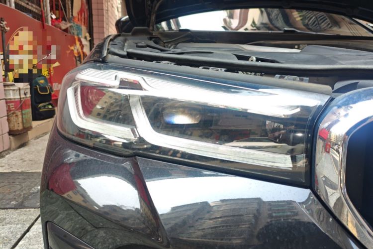Used BMW 5 Series New Energy 2022 Restyled 535Le M Sport Package Right Front Headlight