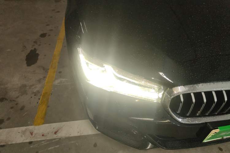 Used BMW 5 Series New Energy 2022 535Le M Sport Package Right Front Headlight