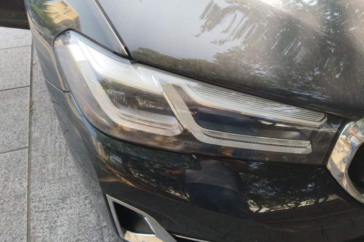 Used BMW 5 Series New Energy 2022 Updated Version 535Le Luxury Package Right Front Headlight