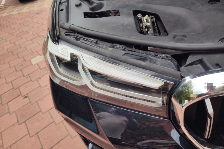 Used BMW 5 Series New Energy 2022 Second Facelift 535Le M Sport Package Right Front Headlight