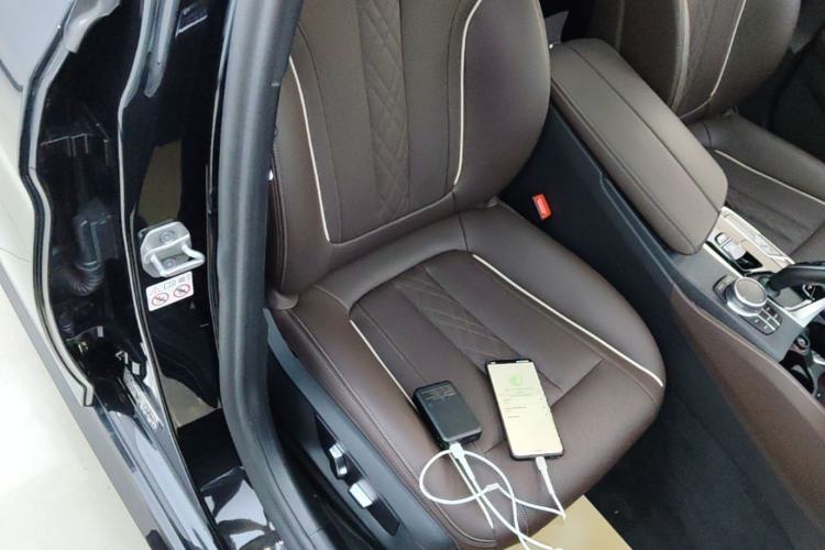 Used BMW 5 Series New Energy 2022 Restyled 535Le M Sport Package Right Front Seat