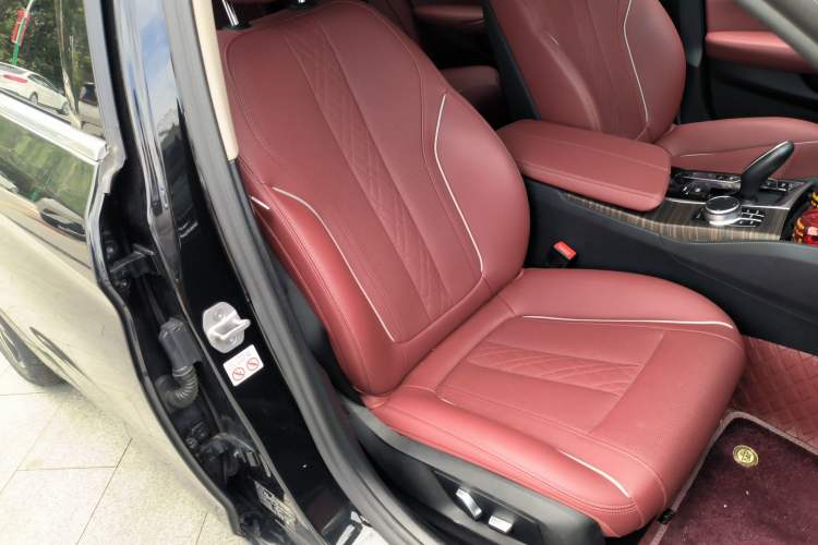 Used BMW 5 Series New Energy 2022 Updated Version 535Le Luxury Package Right Front Seat
