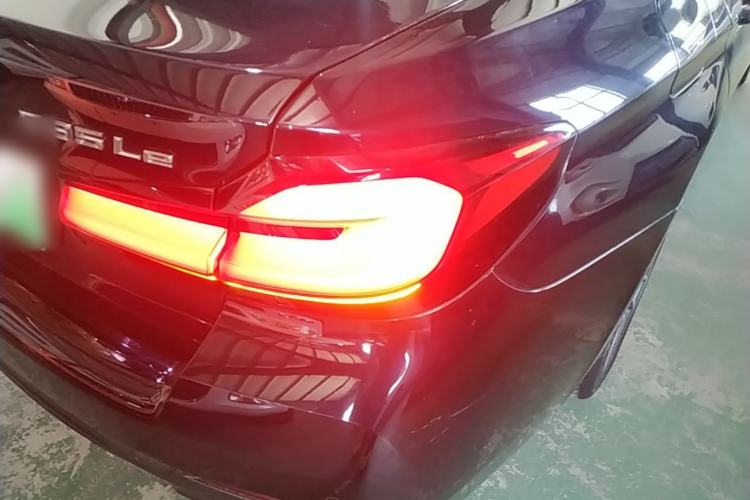Used BMW 5 Series New Energy 2022 Restyled 535Le M Sport Package Right Rear Taillight