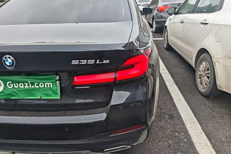 Used BMW 5 Series New Energy 2022 Restyled 535Le M Sport Package Right Rear Taillight