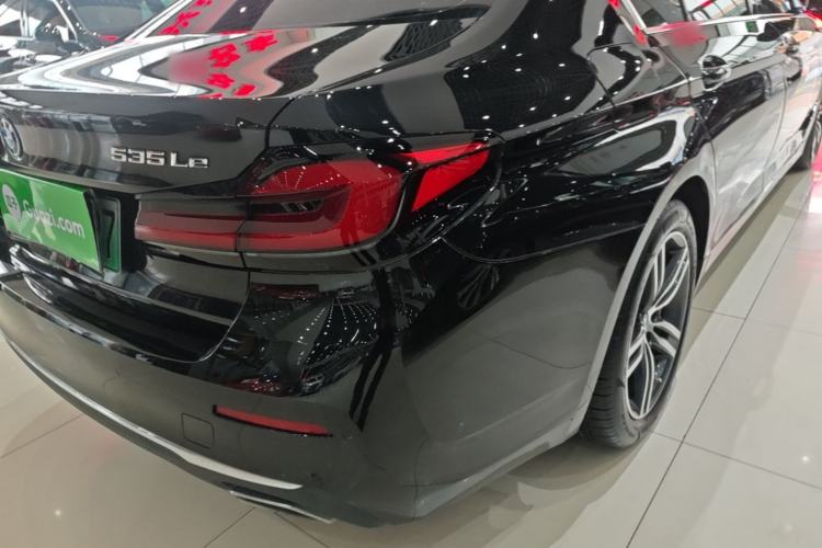 Used BMW 5 Series New Energy 2022 Updated Version 535Le Luxury Package Right Rear Taillight