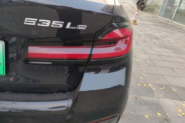 Used BMW 5 Series New Energy 2022 535Le Pioneer Edition M Sport Package Right Rear Taillight