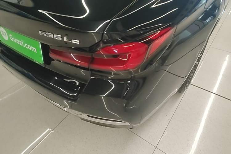 Used BMW 5 Series New Energy 2022 Restyled 535Le M Sport Package Right Rear Taillight