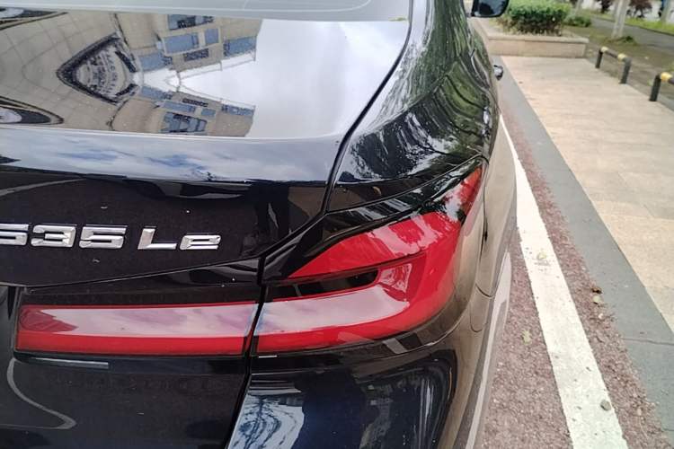 Used BMW 5 Series New Energy 2022 Second Facelift 535Le M Sport Package Right Rear Taillight