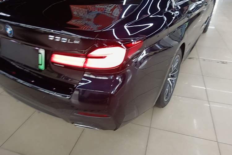 Used BMW 5 Series New Energy 2022 Restyled 535Le M Sport Package Right Rear Taillight
