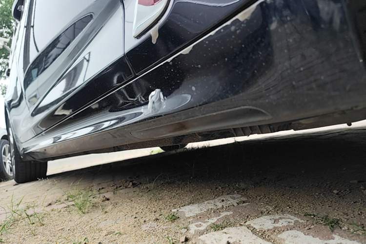 Used BMW 5 Series New Energy 2022 Second Facelift 535Le M Sport Package Right Side Sill