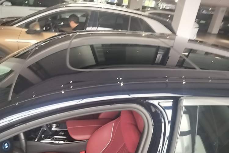 Used BMW 5 Series New Energy 2022 Restyled 535Le M Sport Package Roof