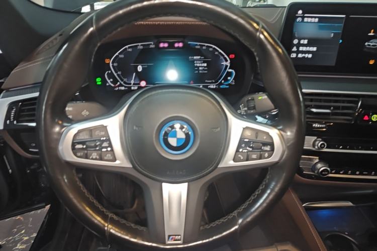 Used BMW 5 Series New Energy 2022 Second Facelift 535Le Pioneer Edition M Sport Package Steering Wheel