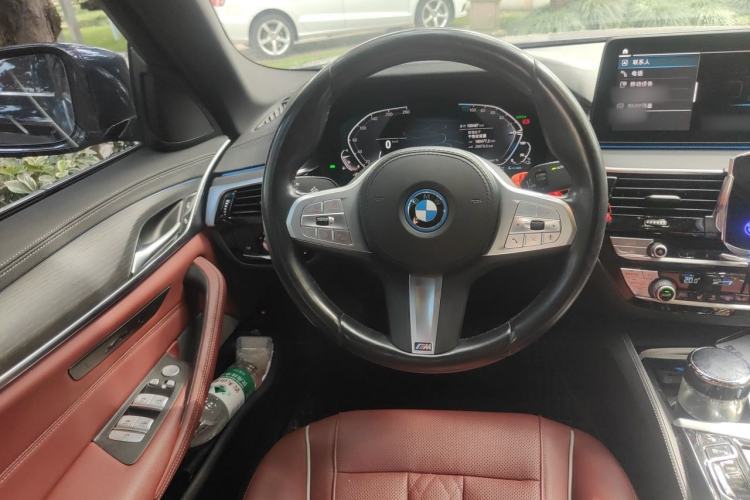 Used BMW 5 Series New Energy 2022 535Le M Sport Package Steering Wheel