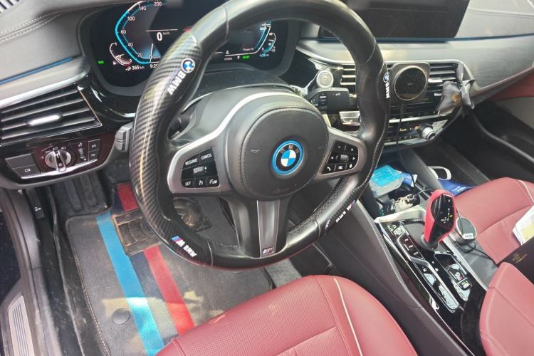 Used BMW 5 Series New Energy 2022 Restyled 535Le M Sport Package Steering Wheel