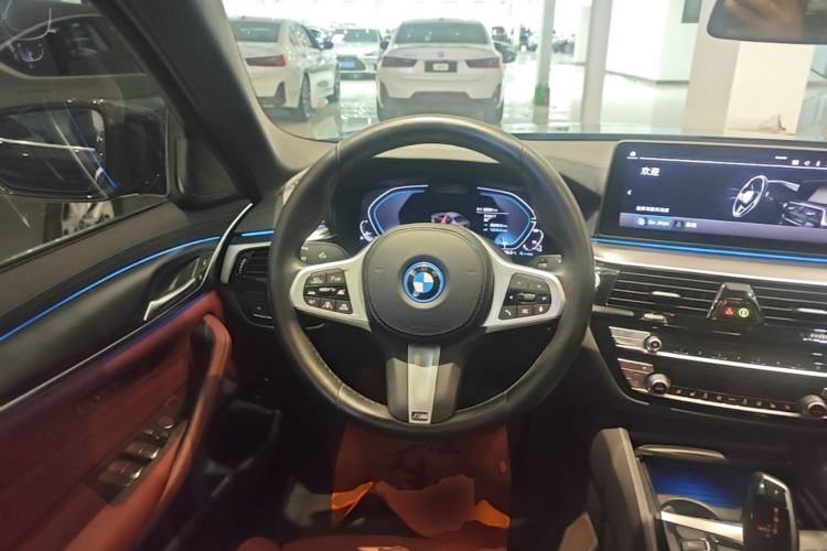Used BMW 5 Series New Energy 2022 535Le Pioneer Edition M Sport Package Steering Wheel