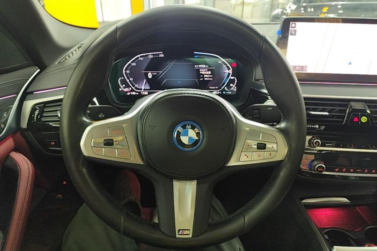 Used BMW 5 Series New Energy 2022 Second Facelift 535Le M Sport Package Steering Wheel