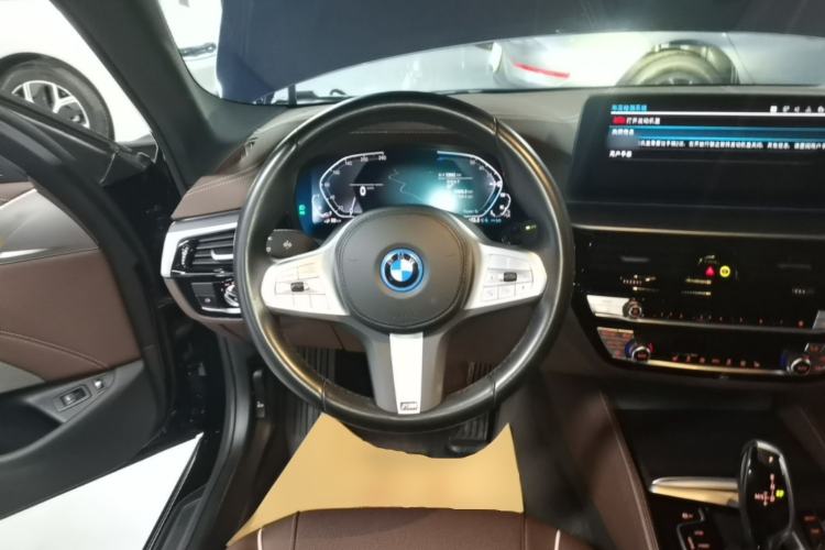 Used BMW 5 Series New Energy 2022 Second Facelift 535Le M Sport Package Steering Wheel