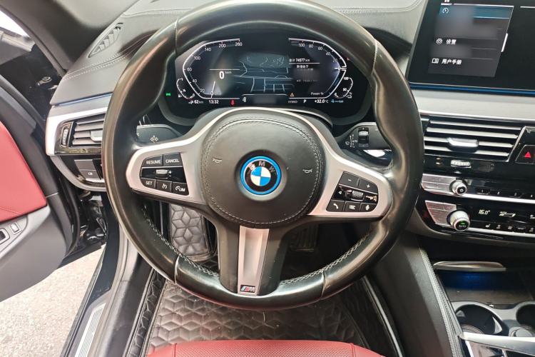 Used BMW 5 Series New Energy 2022 Restyled 535Le M Sport Package Steering Wheel