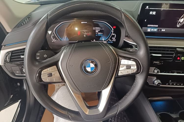 Used BMW 5 Series New Energy 2022 Second Facelift 535Le Luxury Package Steering Wheel