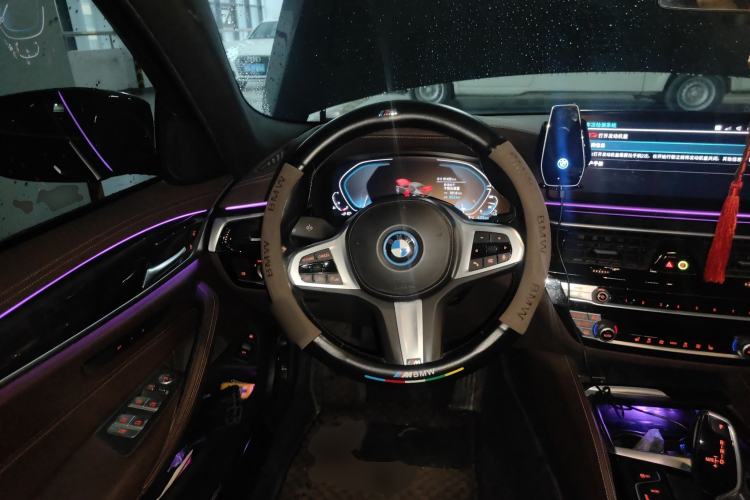 Used BMW 5 Series New Energy 2022 535Le M Sport Package Steering Wheel