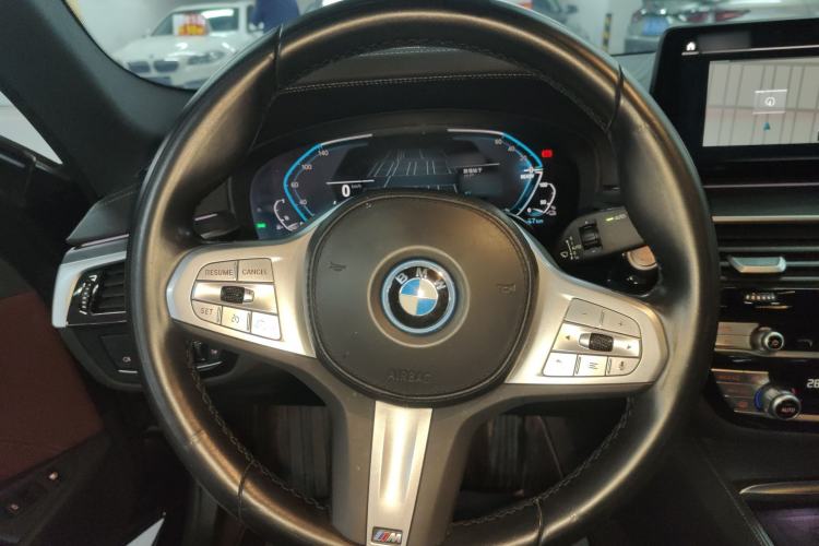 Used BMW 5 Series New Energy 2022 Second Facelift 535Le M Sport Package Steering Wheel