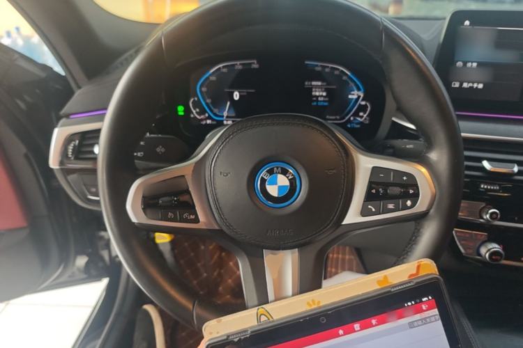 Used BMW 5 Series New Energy 2022 Updated Version 535Le Luxury Package Steering Wheel