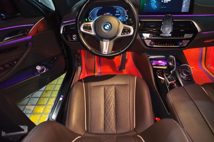 Used BMW 5 Series New Energy 2022 535Le M Sport Package Steering Wheel
