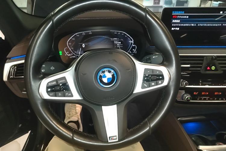 Used BMW 5 Series New Energy 2022 Restyled 535Le M Sport Package Steering Wheel