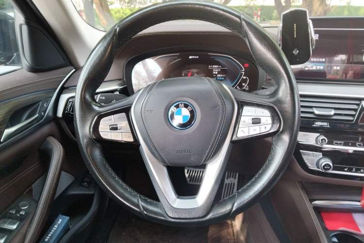 Used BMW 5 Series New Energy 2022 Updated Version 535Le Luxury Package Steering Wheel